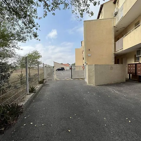 T2 Avec Piscine, Parking, Animaux Admis - Proche Saint-cyprien - Fr-1-106-84 *